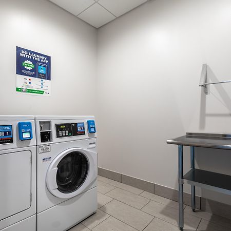 Holiday Inn Greenville - Woodruff Road By Ihg Buitenkant foto