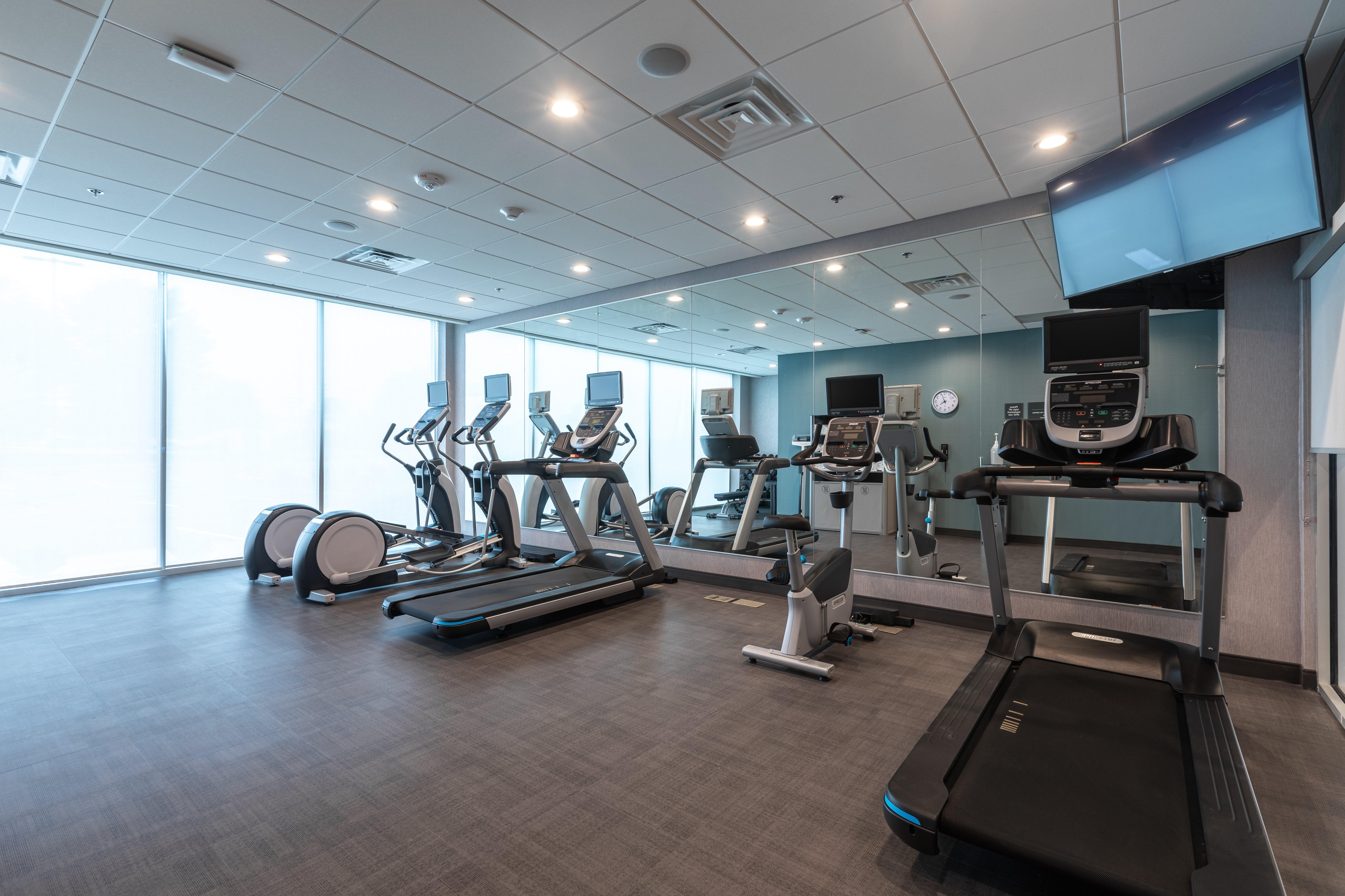 Holiday Inn Greenville - Woodruff Road By Ihg Buitenkant foto