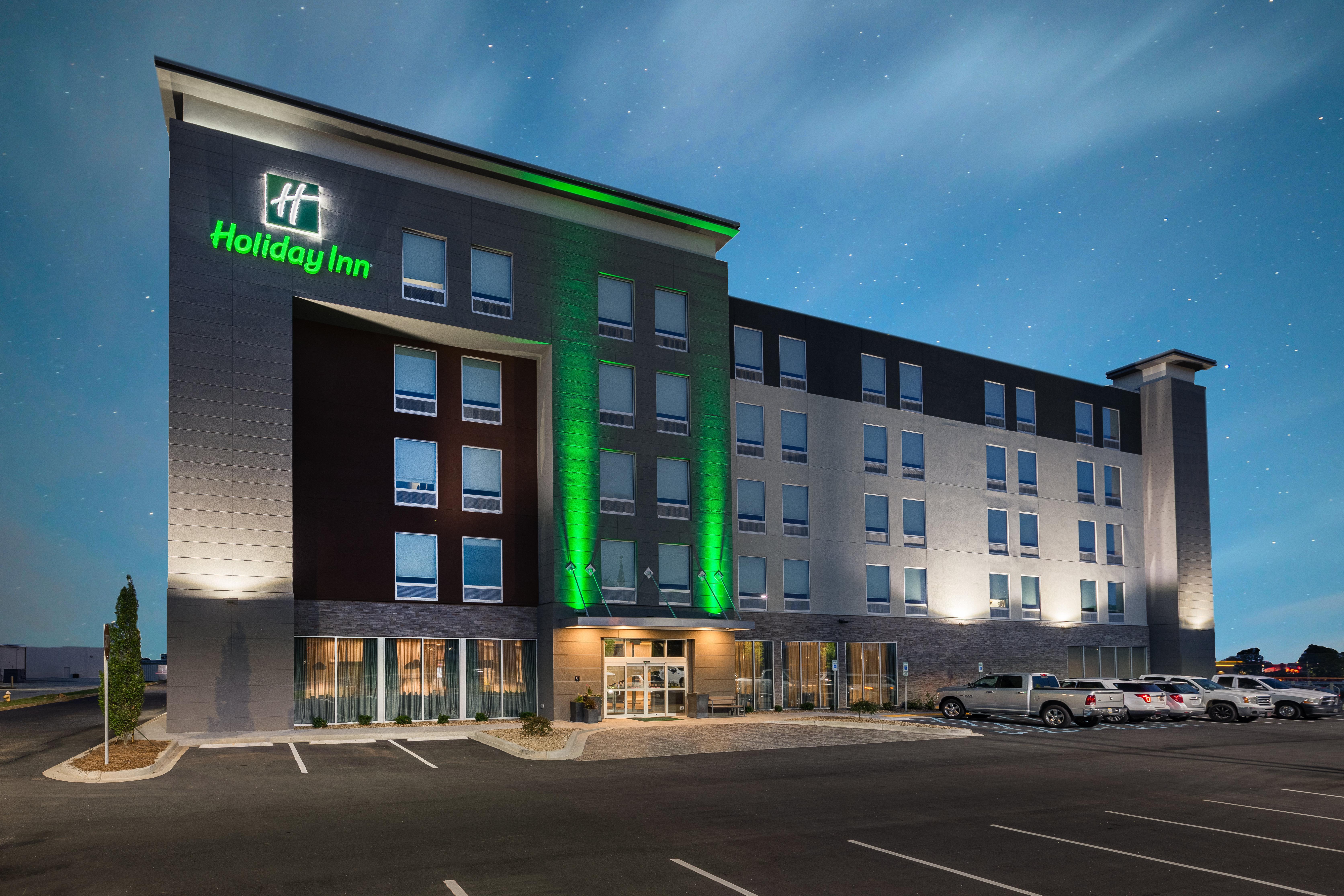 Holiday Inn Greenville - Woodruff Road By Ihg Buitenkant foto