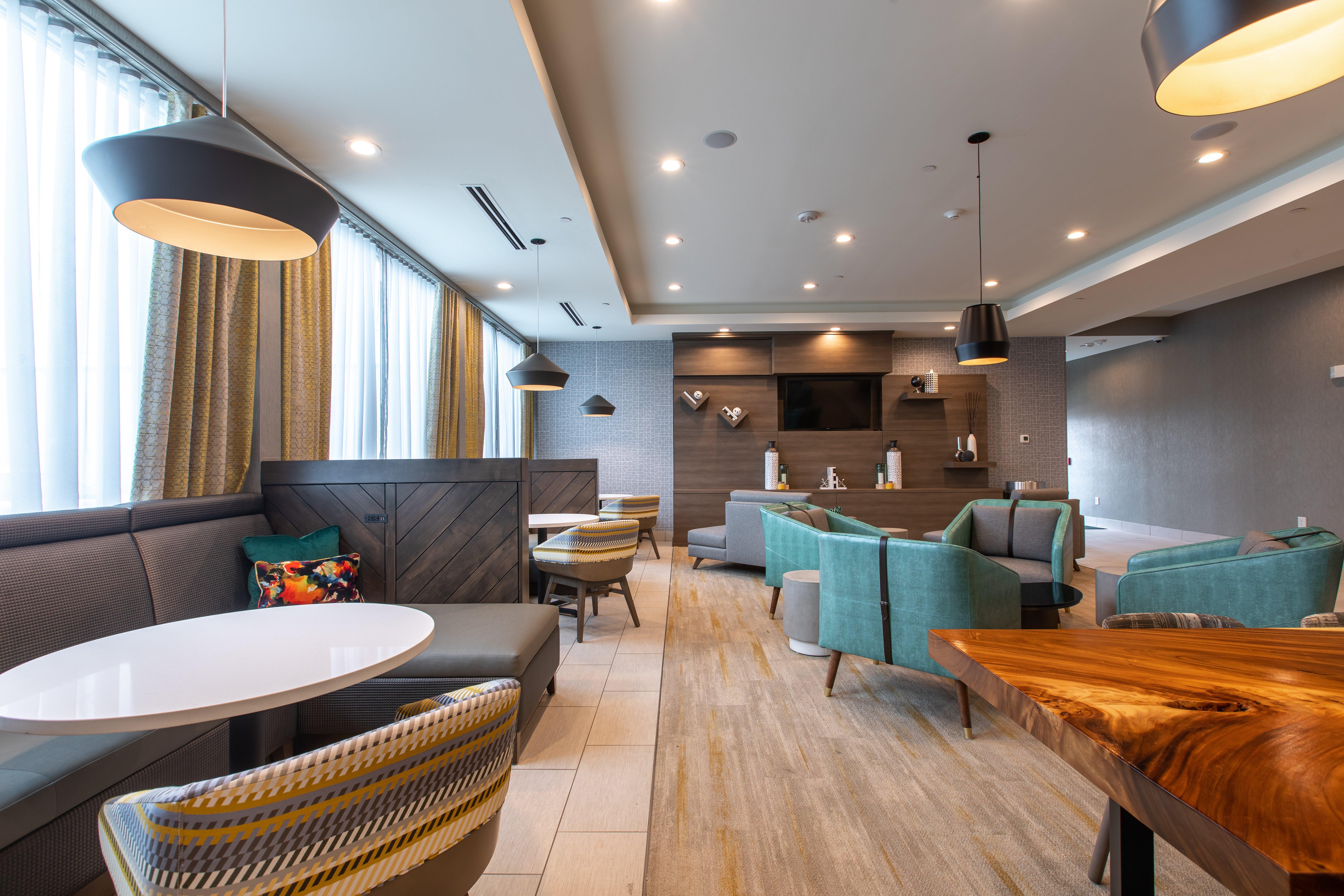 Holiday Inn Greenville - Woodruff Road By Ihg Buitenkant foto